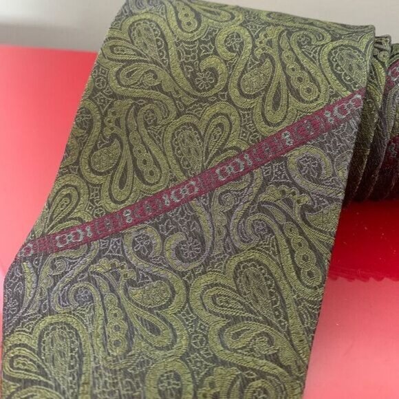 Vitaliano Pancaldi 57 x 3.75 Green Paisley Mens Tie - Picture 3 of 5